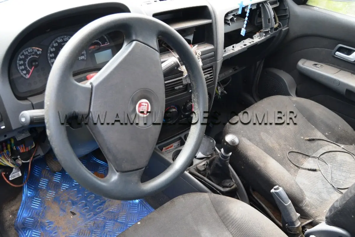 LOTE 006 - FIAT/SIENA EL FLEX, Placa: IQO9453, UF: RS; Ano/Mod: 2010; Cor: Bege, RENAVAM: 197612768; Chassi: 9BD17202LA3552442; Motor: 310ª10119373993.
