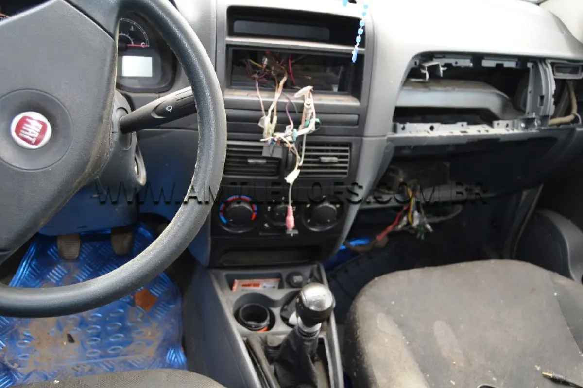 LOTE 006 - FIAT/SIENA EL FLEX, Placa: IQO9453, UF: RS; Ano/Mod: 2010; Cor: Bege, RENAVAM: 197612768; Chassi: 9BD17202LA3552442; Motor: 310ª10119373993.