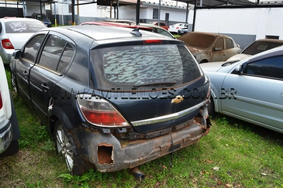 LOTE 005 - SUCATA - GM/VECTRA 2.0 GLS, Placa: IHZ496, UF:  ARGENTINA, Cor: Azul, Chassi: 9BGAL4840AB209125.