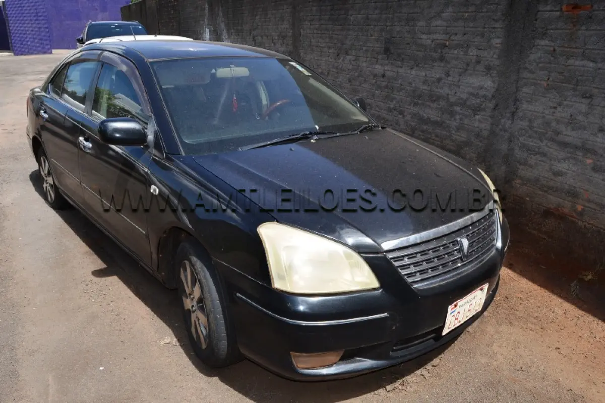 LOTE 022 - SUCATA: Espécie: AUTOMÓVEL: TOYOTA/COROLLA, modelo Premio X, possivelmente ano/modelo 2004/2004, cor preta, placa paraguaia CBJ513, Chassi: ZZT240-0049689, Nº do Motor: 1ZZ-A054162.