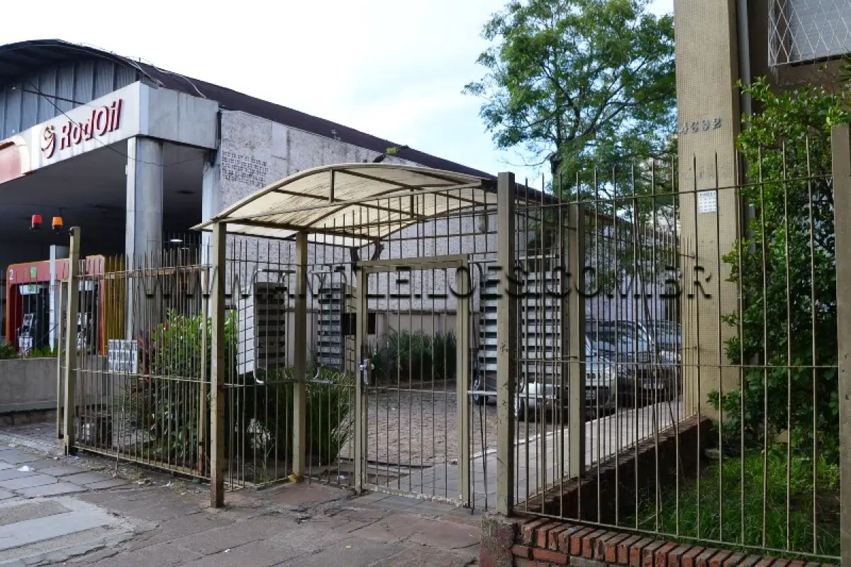 LOTE 003 - Um Apartamento Urbano, com área de 83,25m², na Av Ipiranga n° 4.692, Ap 147, Bloco E- Condomínio Edifício Luiz Emanuel Domingues, Porto Alegre/RS, RI da 2ª Zona de Porto Alegre/RS sob matrícula 95.109.