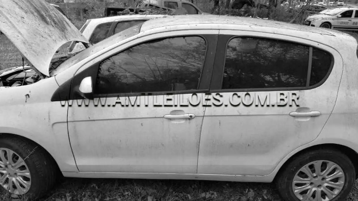 LOTE 017 - FIAT/PALIO ESSENCE 1.6, ANO/MODELO: 2014/2015