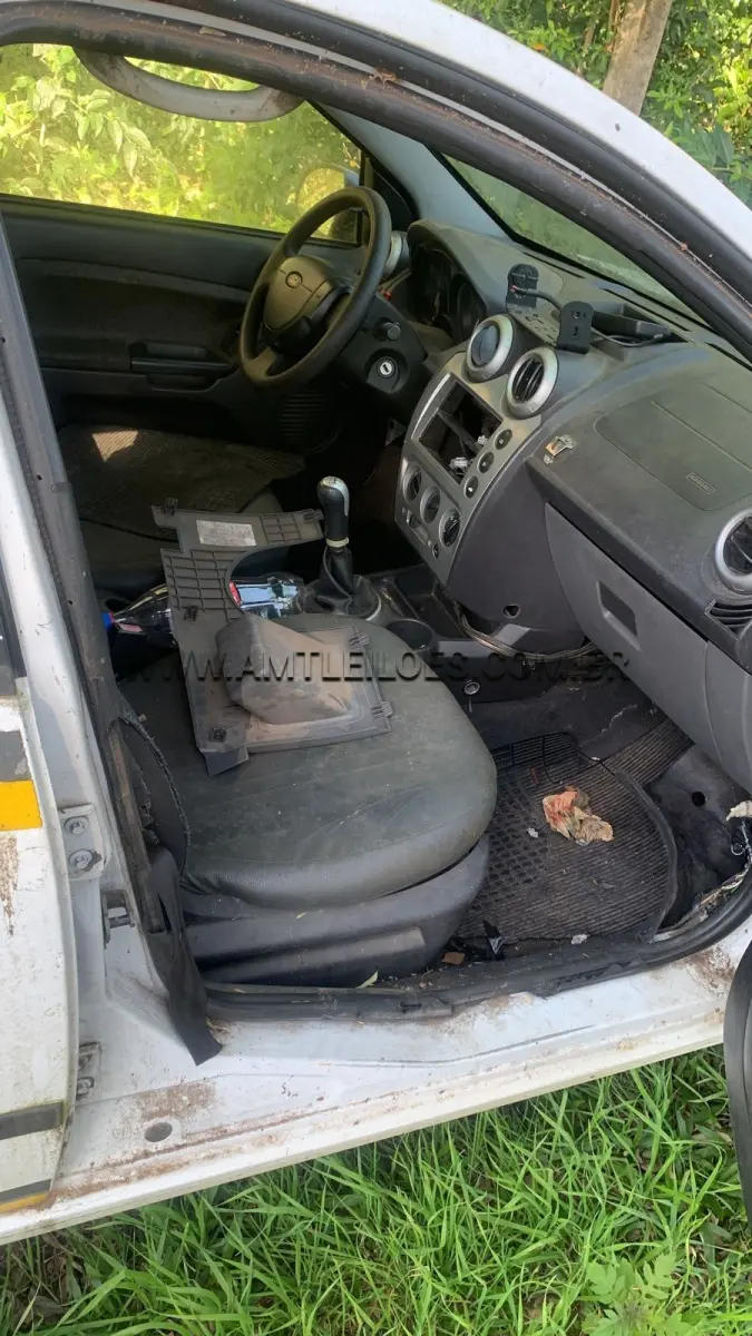 LOTE 009 - FORD/FIESTA 1.6 FLEX, ANO/MODELO: 2013/2013