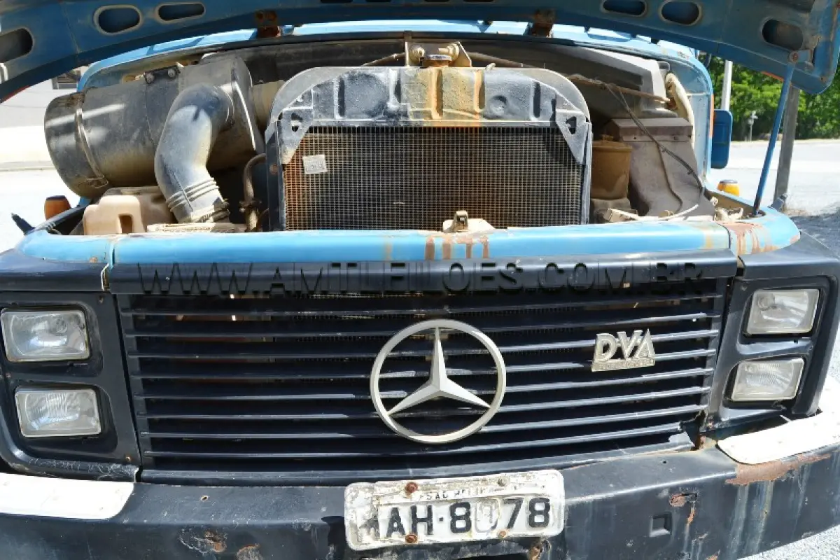LOTE 022 - MARCA/MODELO: CAMINHÃO BASCULANTE MERCEDES  BENZ / 1113 - ANO / MODELO: 1984