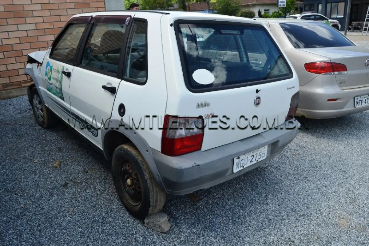 LOTE 005 - MARCA/MODELO:  FIAT/ UNO MILLE WAY Ano/modelo: 2009/2010.