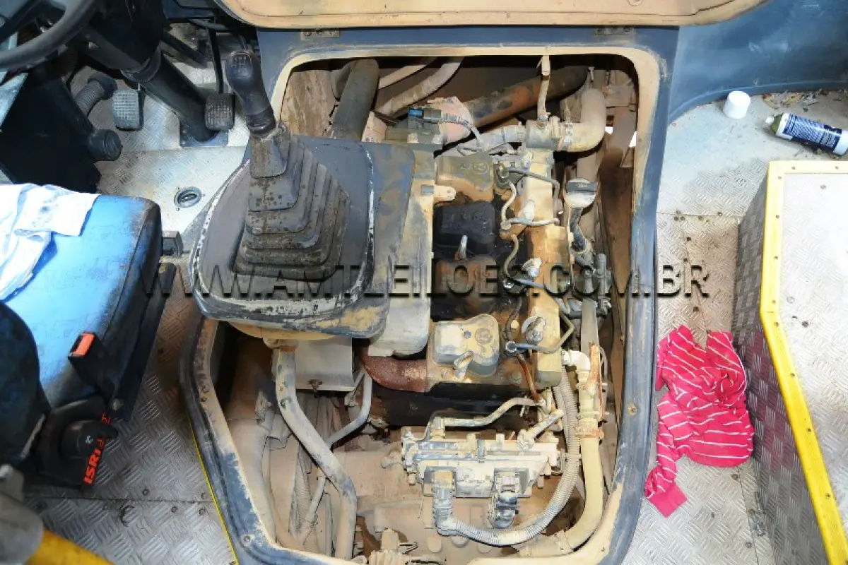 LOTE 003 - MARCA/MODELO: ÔNIBUS ESCOLAR VW/ 15.190 - Ano /modelo: 2011/2012