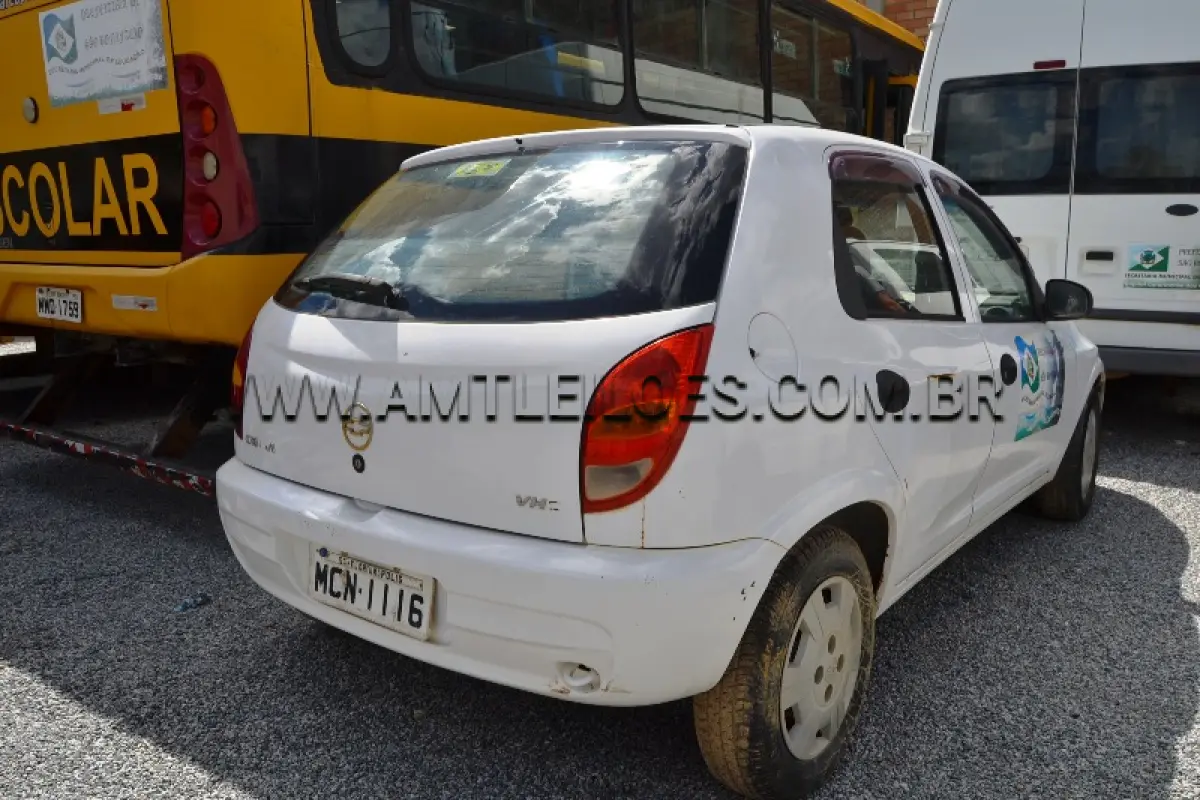 LOTE 004 - MARCA/MODELO: GM/ CELTA -  Ano/modelo:  2003/2004