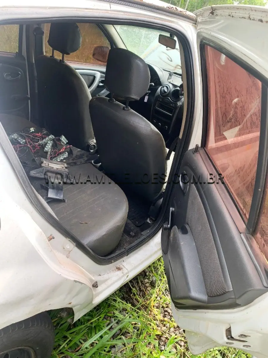 LOTE 014 - RENAULT/SANDERO EXP 16HP, ANO/MODELO: 2013/2013
