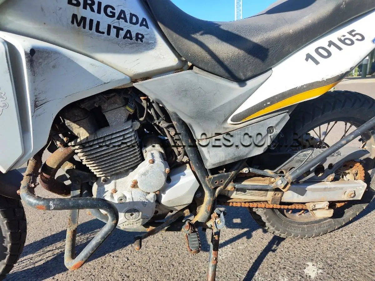 LOTE 021 - HONDA/XRE 300, ANO/MODELO: 2014/2014,