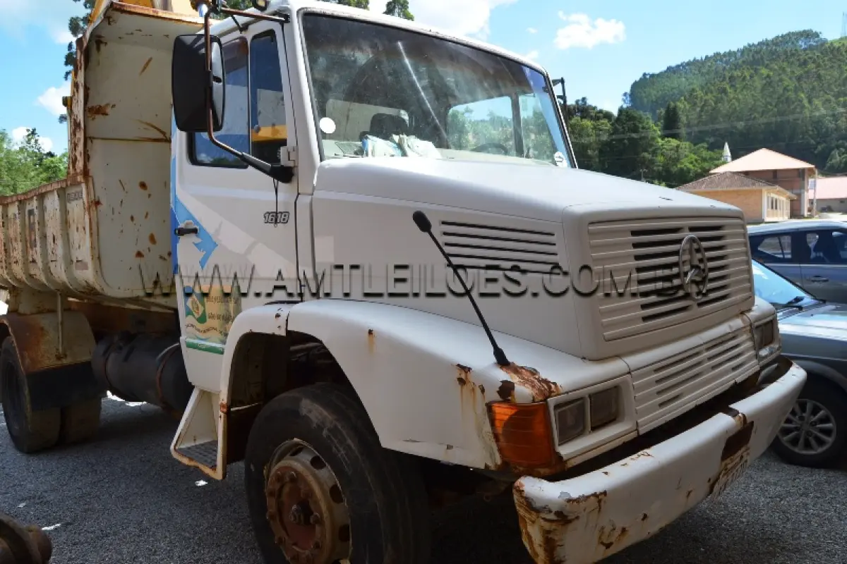 LOTE 007 - MARCA/MODELO: CAMINHÃO BASCULANTE  /  MB1618 -  Ano: 1993