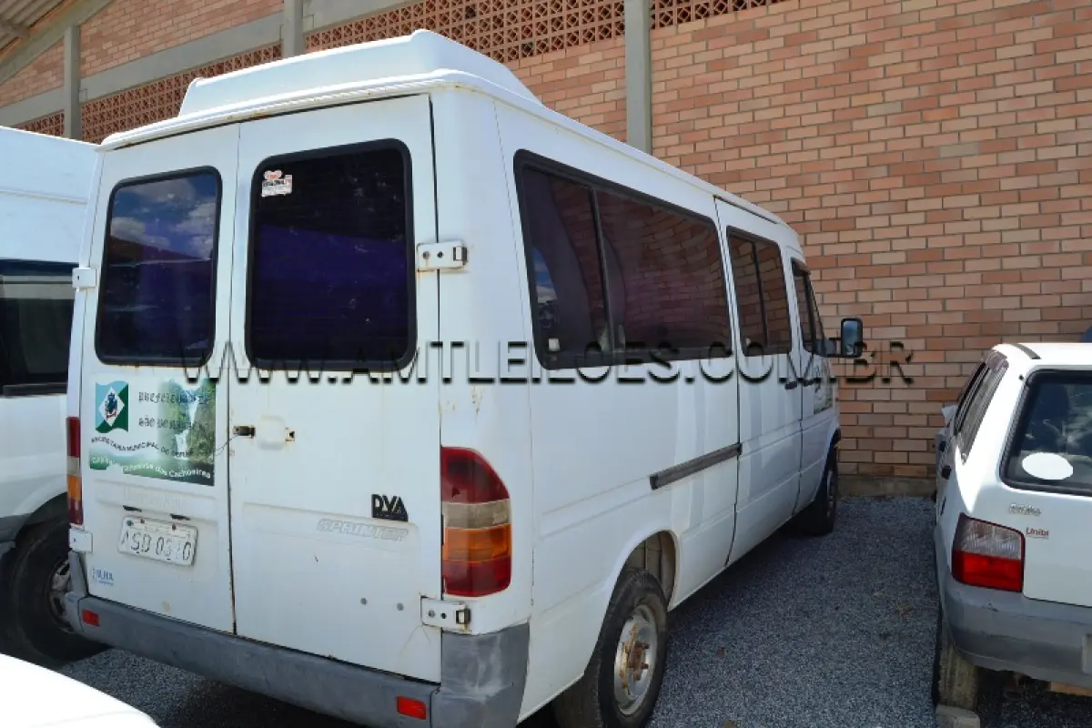 LOTE 019 - MARCA/MODELO: VAN SPRINTER/ MB-310 - Ano: 1998