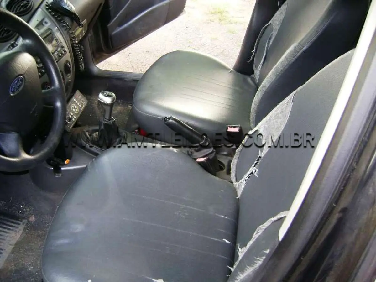 LOTE 002 - I/FORD FOCUS 2.0L FC, ANO/MODELO: 2008/2008
