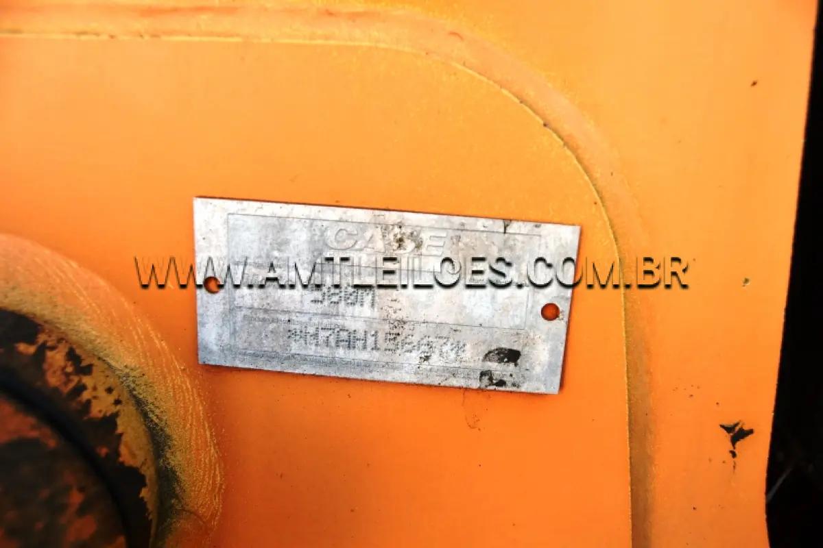 LOTE 021 - MARCA/MODELO: RETROESCAVADEIRA/ CASE - ANO/MODELO: 2007