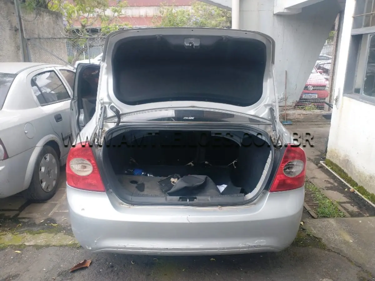 LOTE 090 - I/FORD FOCUS 2L FC FLEX, ANO/MODELO: 2010/2011