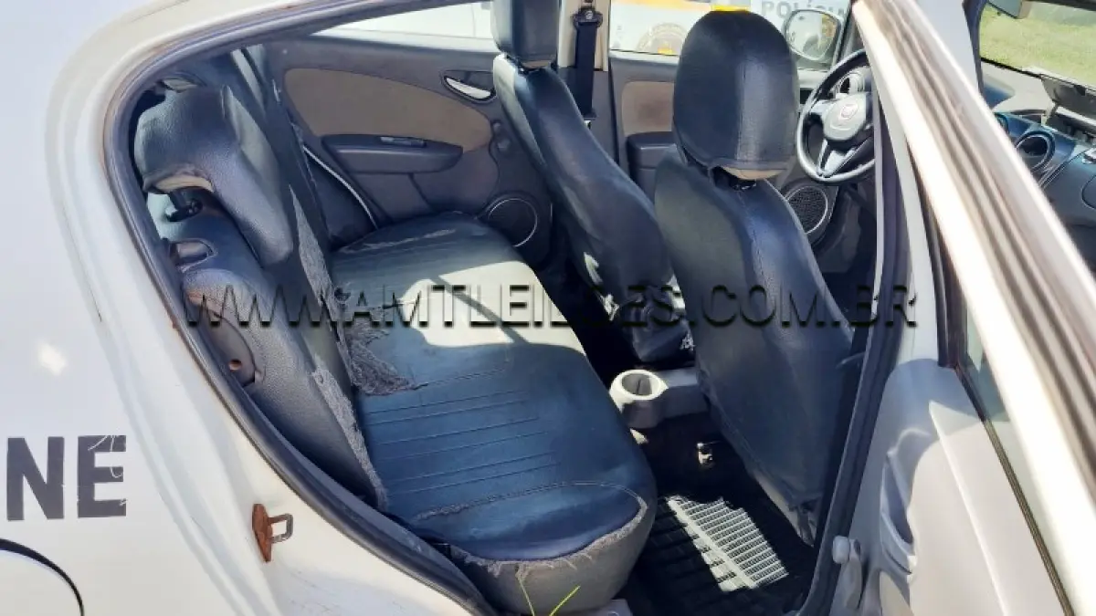 LOTE 074 - FIAT/PALIO ESSENCE 1.6, ANO/MODELO: 2014/2014