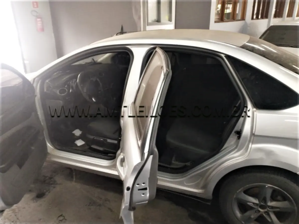 LOTE 079 - I/FORD FOCUS 2L FC FLEX, ANO/MODELO: 2010/2011