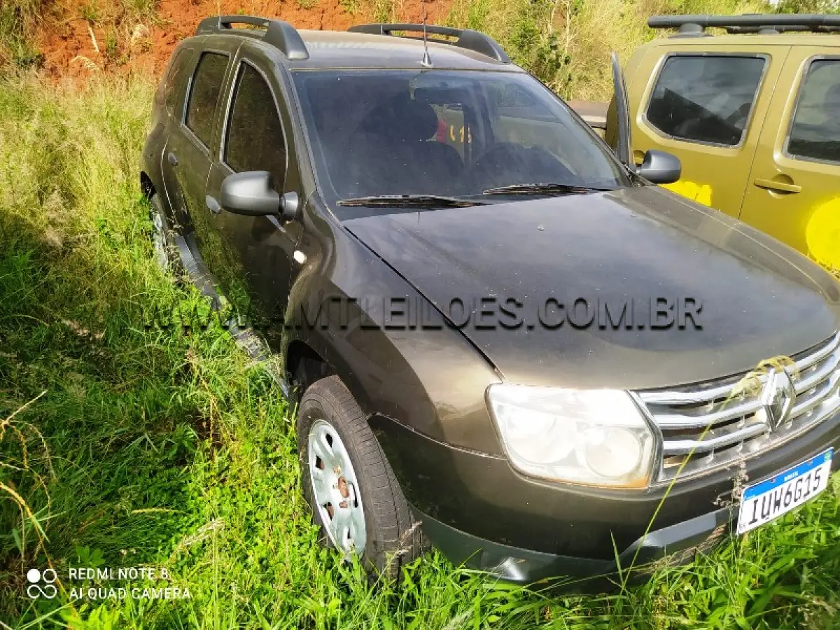 LOTE 110 - RENAULT/DUSTER 16 E 4X2, ANO/MODELO: 2013/2014