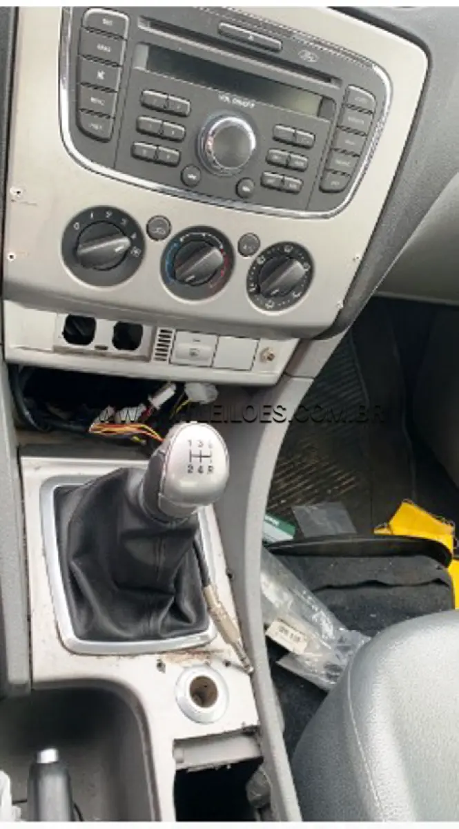 LOTE 105 - I/FORD FOCUS 2L FC FLEX, ANO/MODELO: 2010/2011