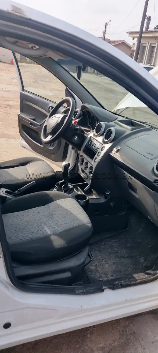 LOTE 182 - FORD/FIESTA 1.6 FLEX, ANO/MODELO: 2012/2013