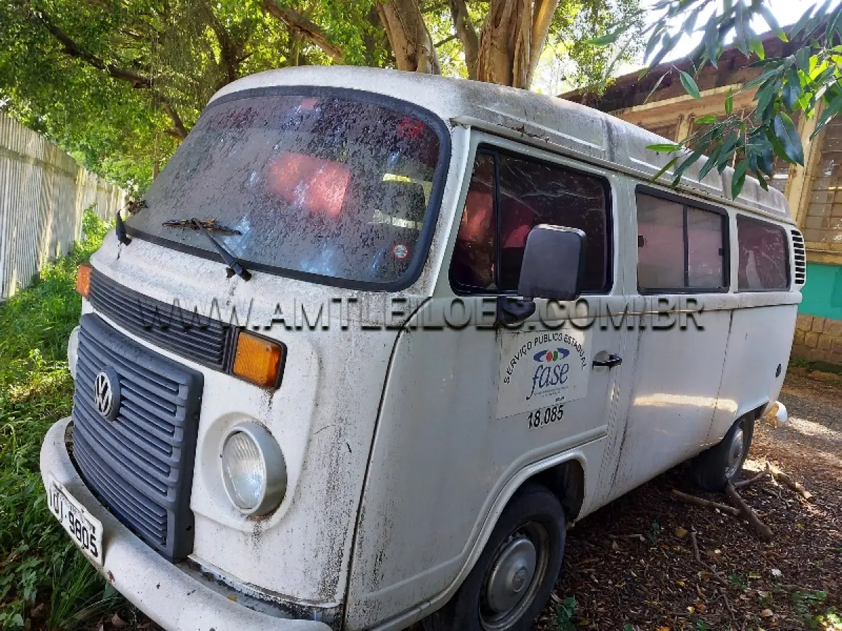 LOTE 147 - VW/KOMBI, ANO/MODELO: 2009/2010