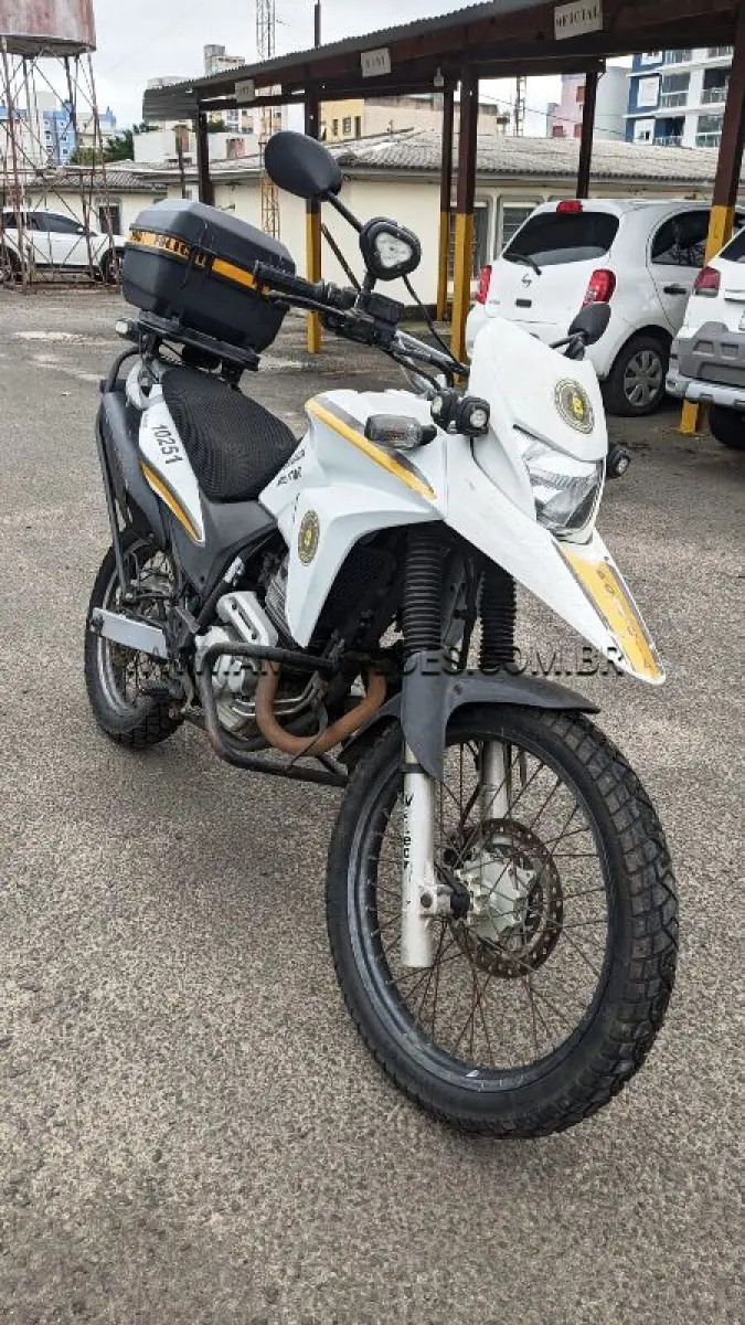 LOTE 195 - HONDA/XRE 300, ANO/MODELO: 2015/2015