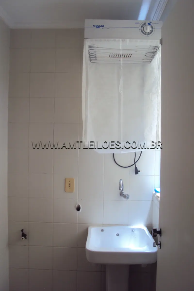 LOTE 001 - APARTAMENTO N° 203 SITUADO NA AV. BAGÉ Nº 818, COM BOX. ÁREA TOTAL 88,48m², ÁREA  PRIVATIVA  55,18m².