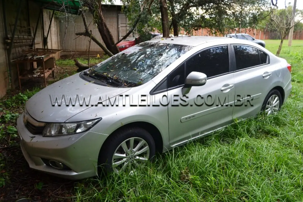 LOTE 017 - Marca: HONDA /  Modelo: CIVIC LXL, Placa: FEQ0D26, Ano /Modelo: 2012.