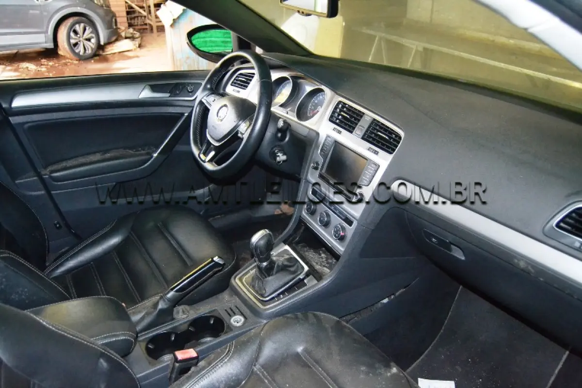LOTE 009 - Marca: I / Modelo: VW  GOLF VARIANT CL AA, Placa: QKH6I62, Ano / Modelo: 2016 .