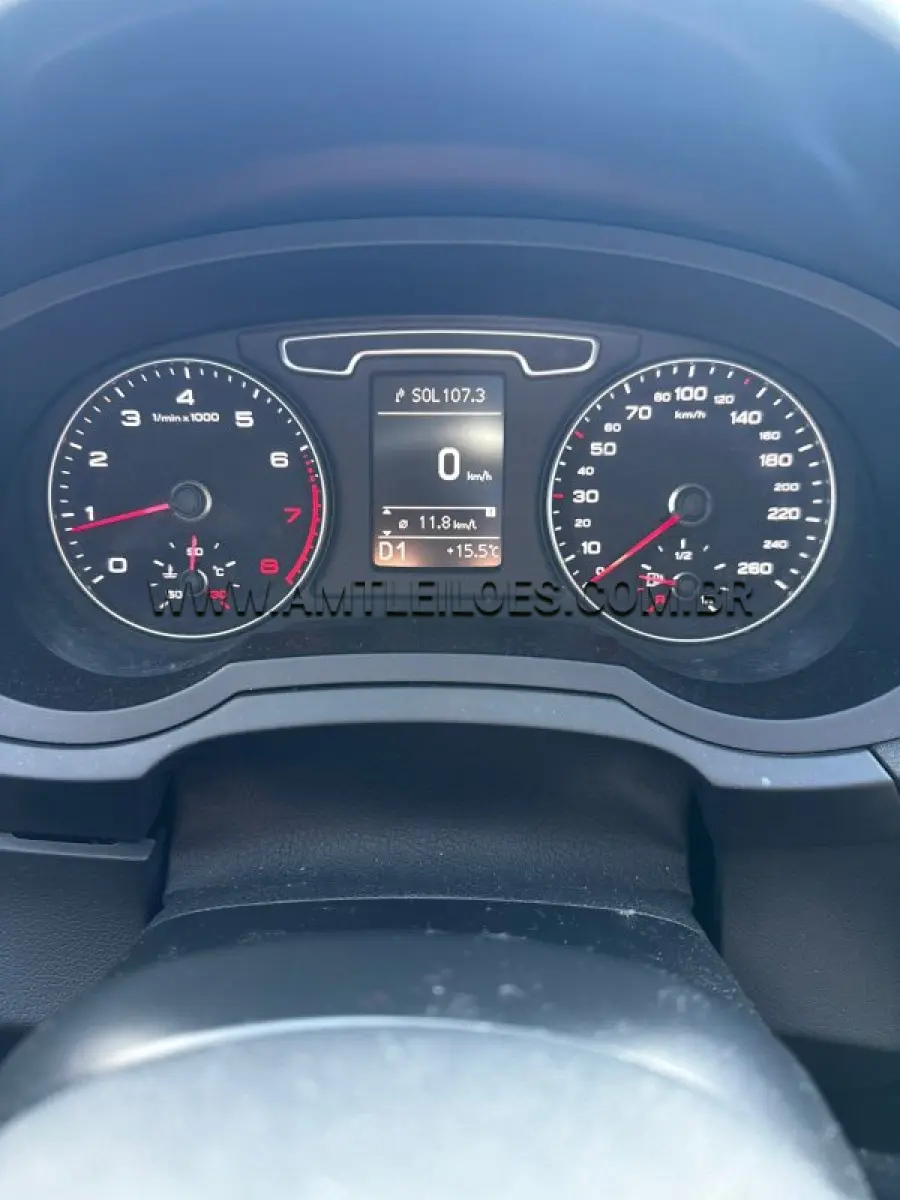 LOTE 001 - MARCA/MODELO:  AUDI Q3, ANO: 2015.