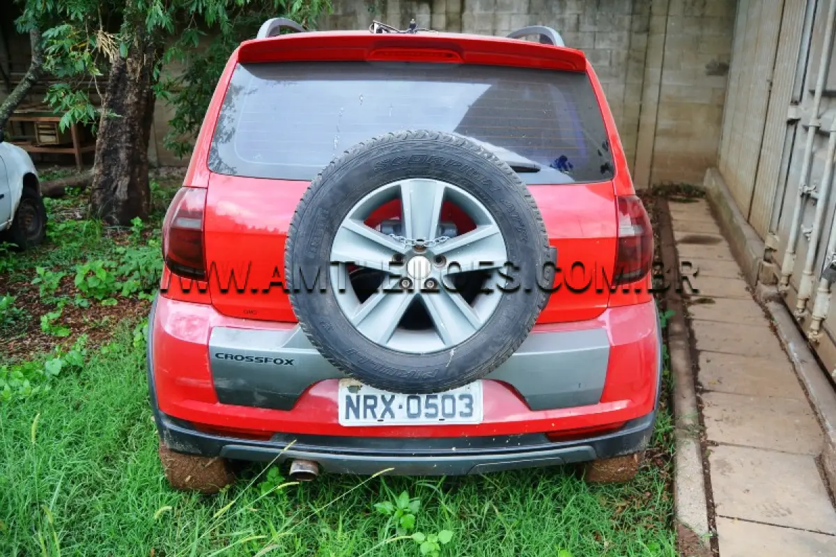 LOTE 002 - Marca: VW / Modelo: CROSSFOX GII / Placa:NRX0503, Ano/Modelo:  2012, atingido pela enchente.