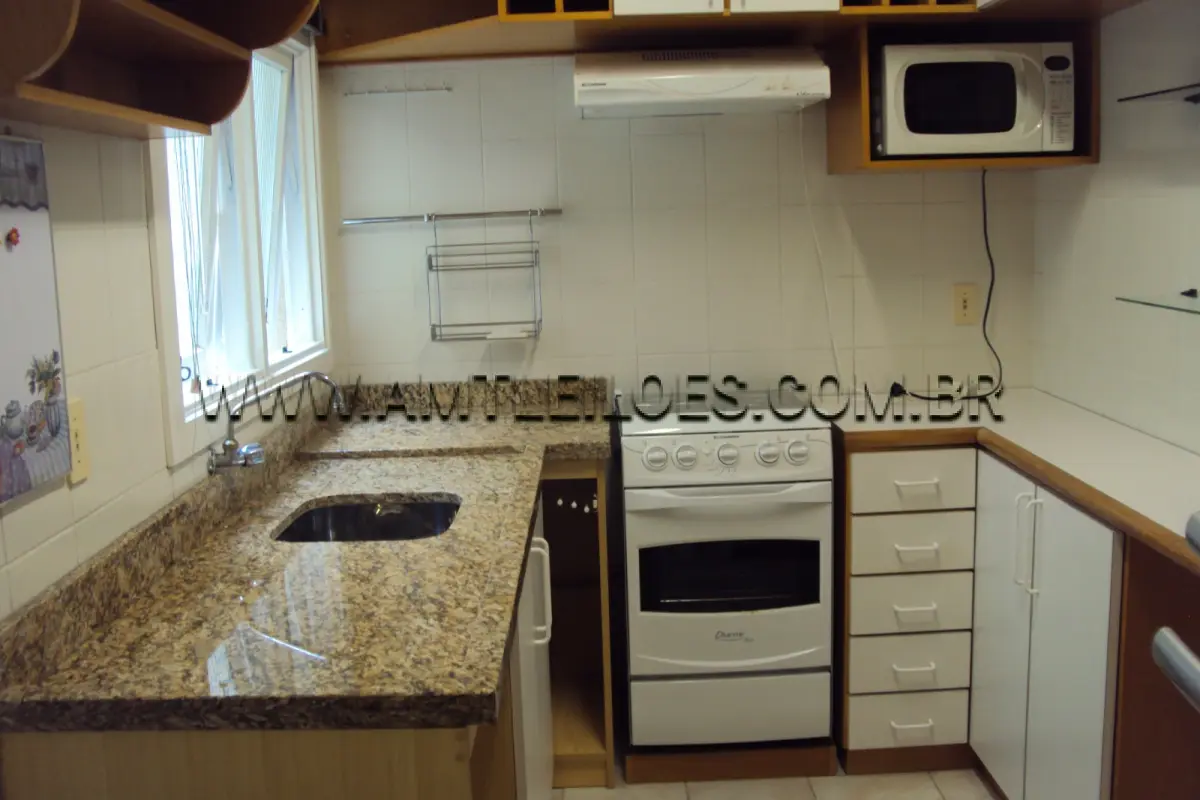 LOTE 001 - APARTAMENTO N° 203 SITUADO NA AV. BAGÉ Nº 818, COM BOX. ÁREA TOTAL 88,48m², ÁREA  PRIVATIVA  55,18m².