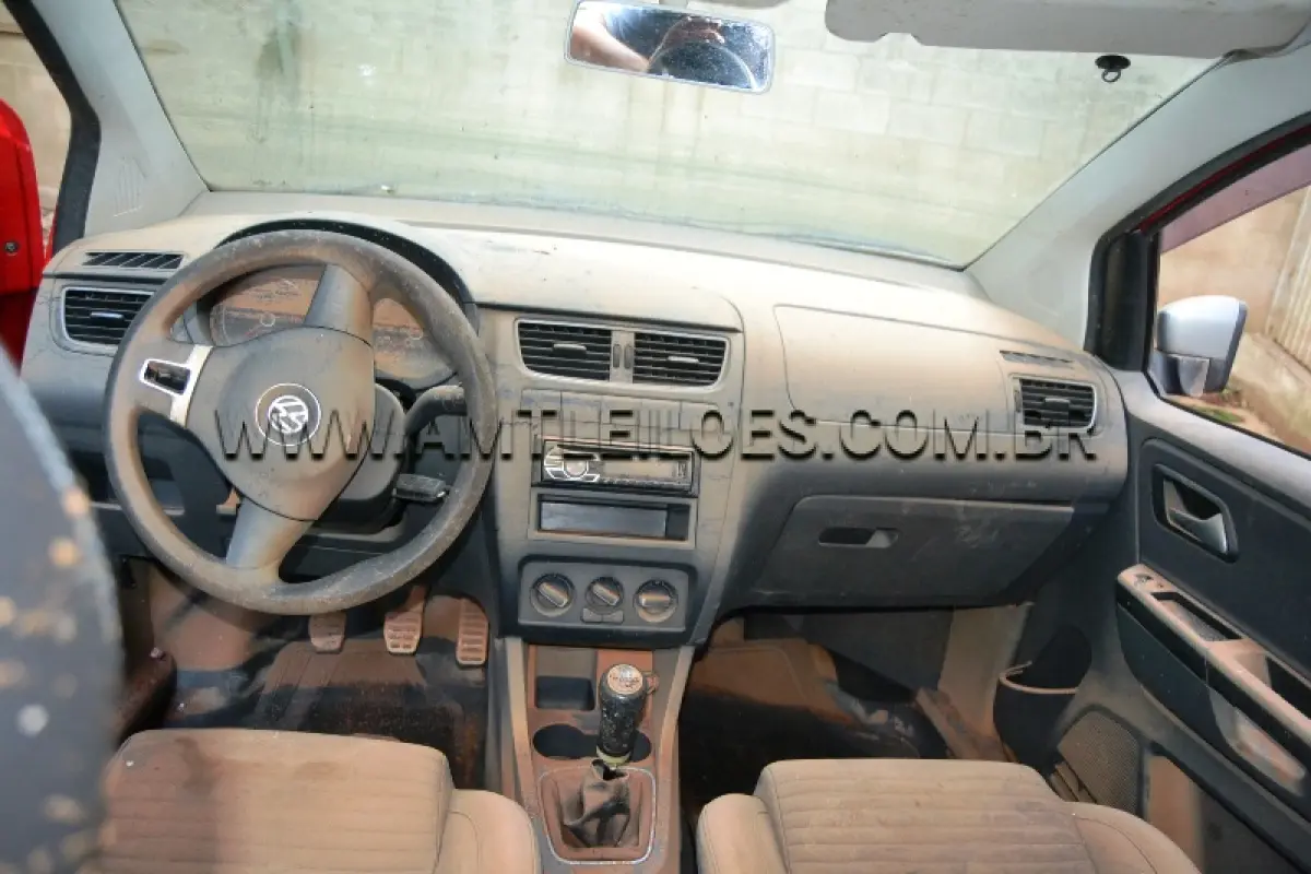 LOTE 002 - Marca: VW / Modelo: CROSSFOX GII / Placa:NRX0503, Ano/Modelo:  2012, atingido pela enchente.