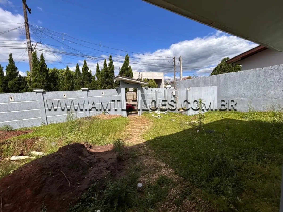 LOTE 001 - UM TERRENO, SITUADO NA ZONA URBANA DE SAPIRANGA/RS, NA QUADRA Nº 79, SETOR 02 DO PLANO DIRETOR, COM ÁREA SUPERFICIAL DE 727,20M², MATRÍCULA N. 20.624 RI DE SAPIRANGA/RS.