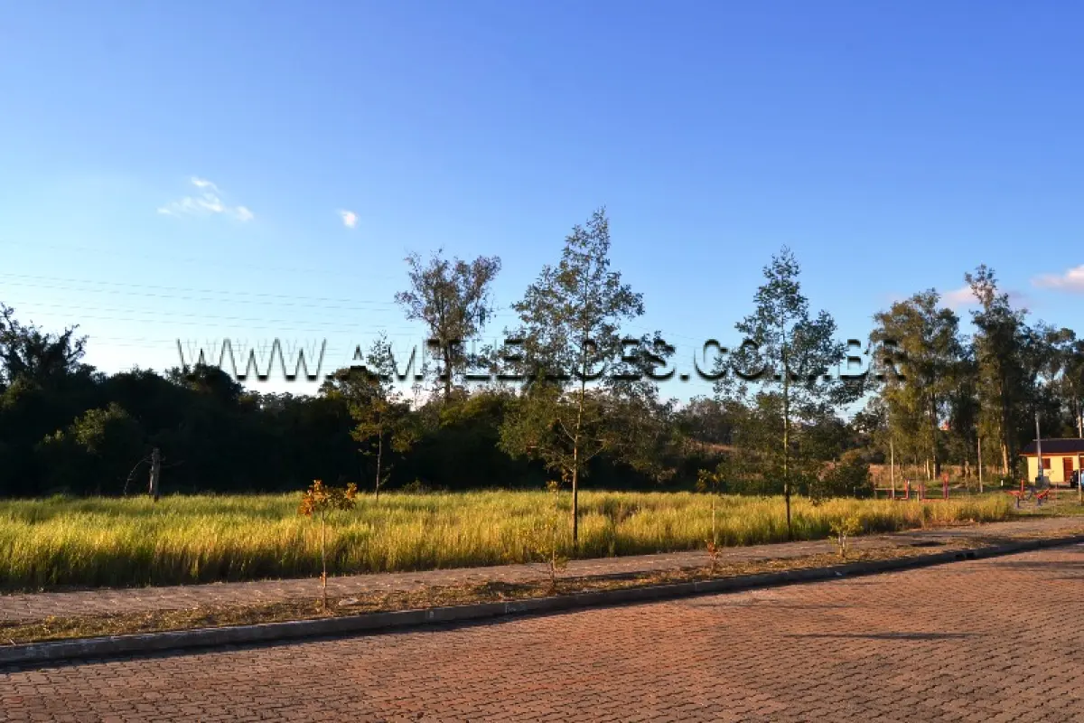 LOTE 006 - Área Superficial 3.422,50 m², Matrícula Nº 126.408 Rua D, Bairro Berto Círio