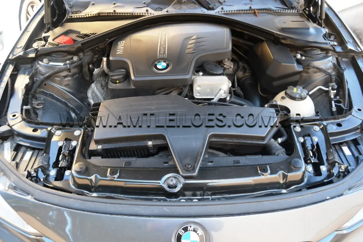 LOTE 005 - BMW / Modelo: 328I ACTIVE FLEX / Placa: FQS9C53 / ANO:2015 - Veículo Blindado.