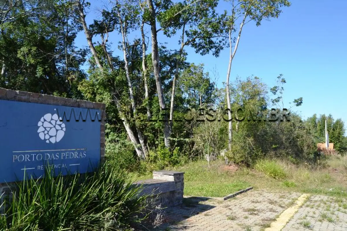 LOTE 014 - Área Superficial 2.099 m², Matrícula Nº 170.985 Rua A, residencial porto das Pedras, Bairro Floresta.