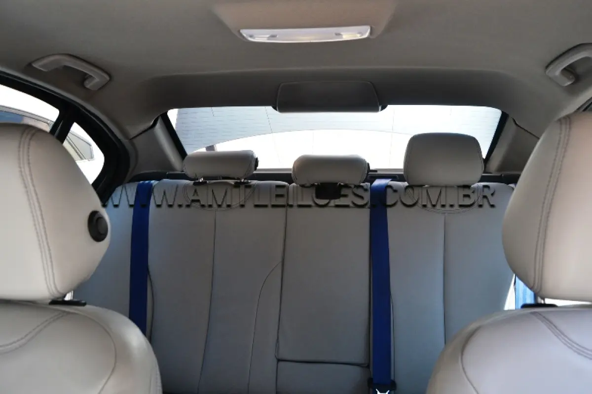LOTE 005 - BMW / Modelo: 328I ACTIVE FLEX / Placa: FQS9C53 / ANO:2015 - Veículo Blindado.
