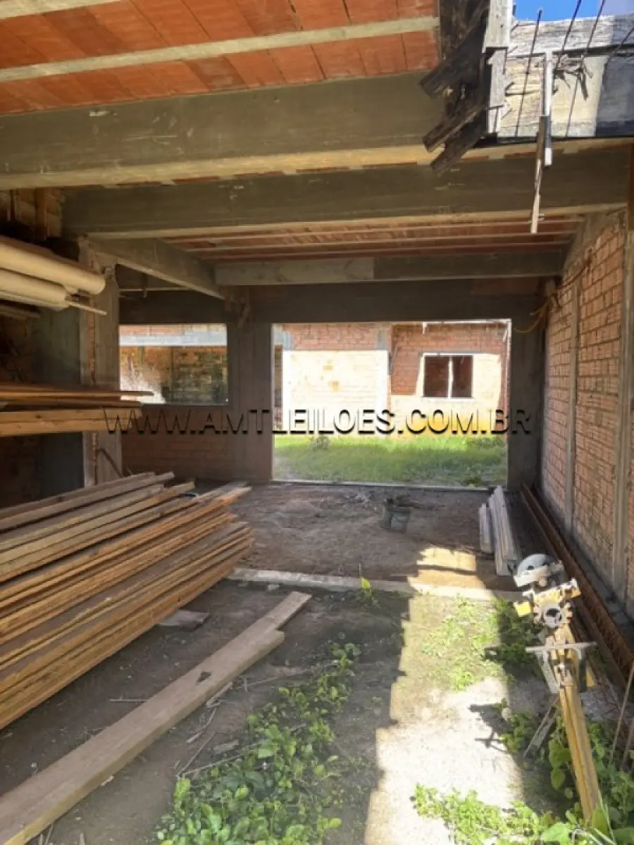 LOTE 002 - IMÓVEL URBANO SITUADO NA RUA PROFESSORA DELPHINA FERRARI, Nº 271, COM ÁREA SUPERFICIAL DE 320,59M²,  MATRÍCULA Nº 142.422, CANOAS/RS.