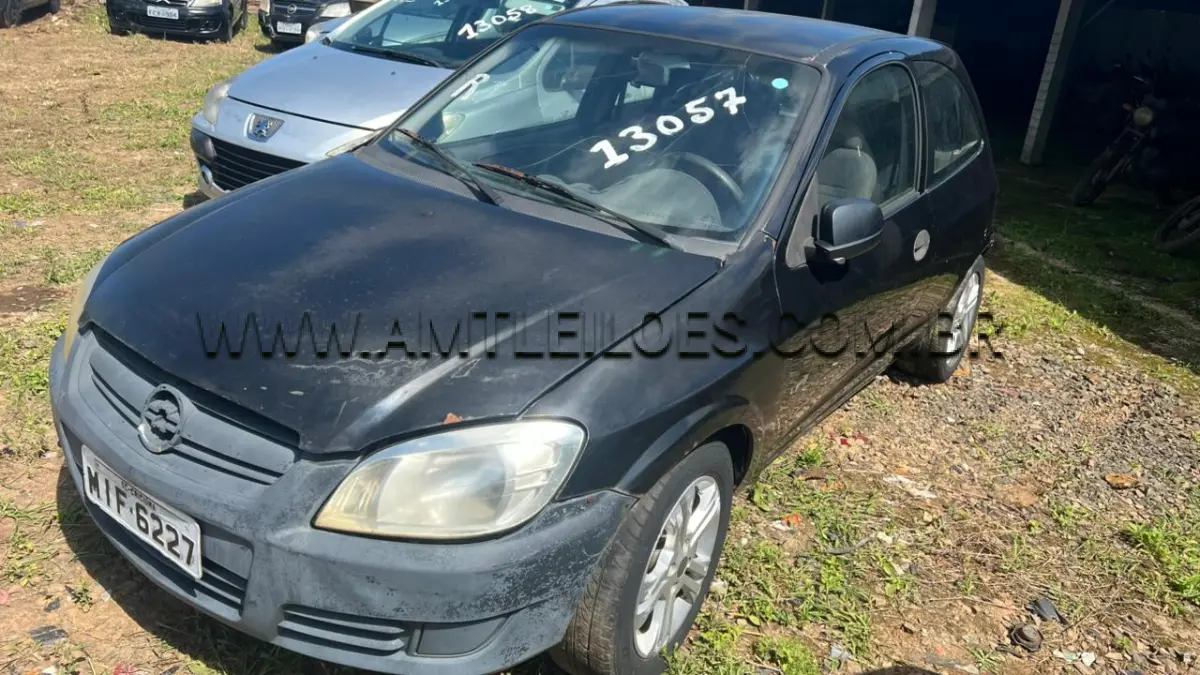 LOTE 13057