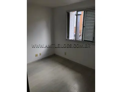 VENDA DIRETA: CASA NO CONDOMÍNIO CHÁCARA DOS CATAVENTOS