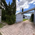 UM TERRENO, SITUADO NA ZONA URBANA DE SAPIRANGA/RS, NA QUADRA Nº 79, SETOR 02 DO PLANO DIRETOR, COM ÁREA SUPERFICIAL DE 727,20M², MATRÍCULA N. 20.624 RI DE SAPIRANGA/RS.