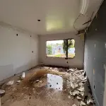 UM TERRENO, SITUADO NA ZONA URBANA DE SAPIRANGA/RS, NA QUADRA Nº 79, SETOR 02 DO PLANO DIRETOR, COM ÁREA SUPERFICIAL DE 727,20M², MATRÍCULA N. 20.624 RI DE SAPIRANGA/RS.